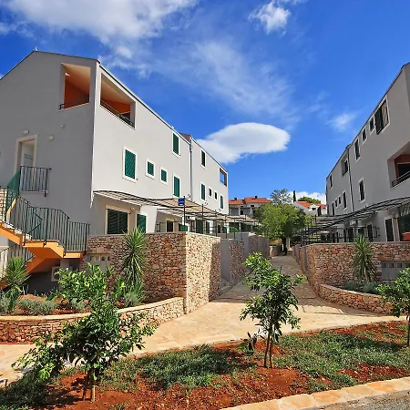 Kala Mendula.7 Apartamento Sutivan